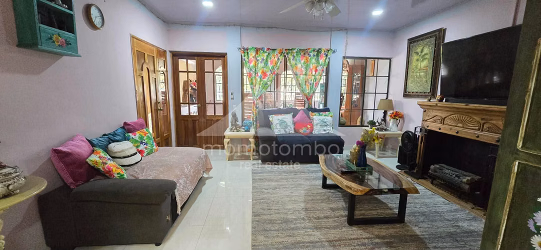Casa en Venta Colonia Centroamerica, Managua