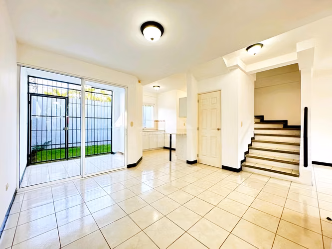Apartamento en Renta Villa Fontana, Managua