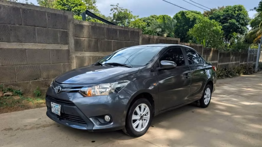 Toyota Yaris Mecánico año 2016
