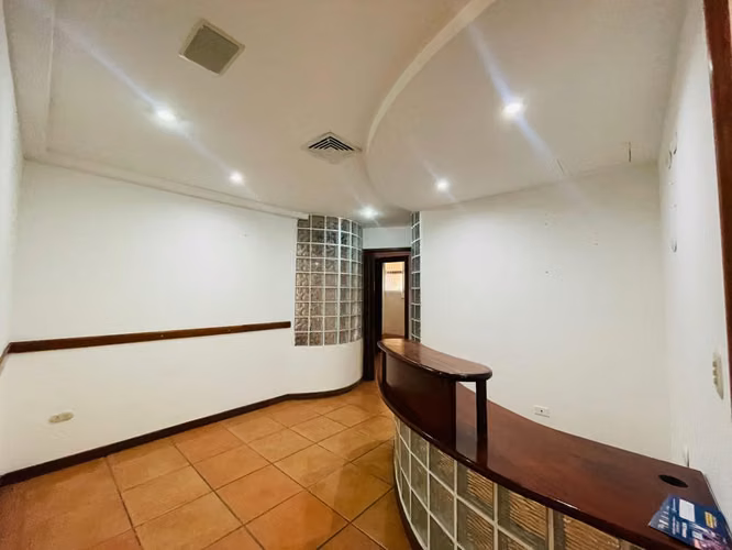KW - Venta,  oficina en Centro Coorporativo Ofiplaza. - Imagen 8