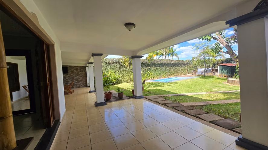 KW - Venta, casa con piscina en Estancia de Santo Domingo - Imagen 11