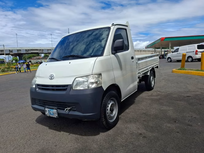 Camioncito  Toyota  Lite-Ace   //  2024