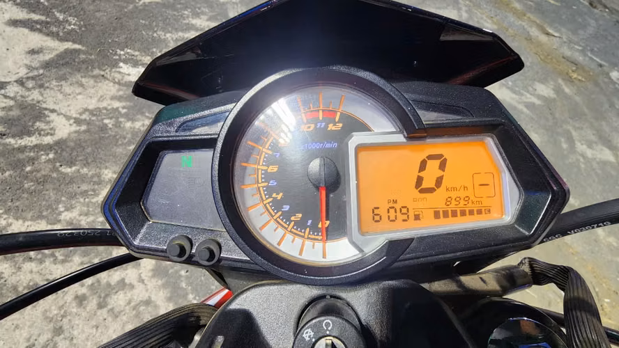 Moto Semi nueva Genesis RKS 2026 - Imagen 5