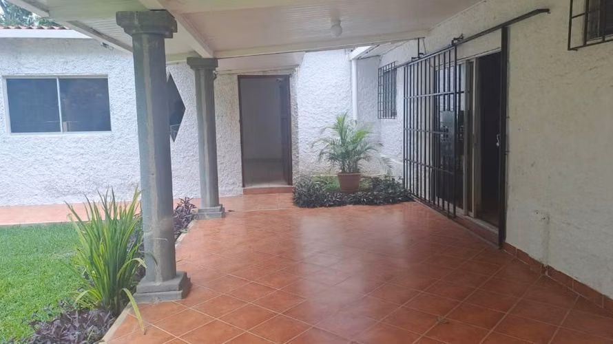 APARTAMENTO KM 15 CARRETERA SUR