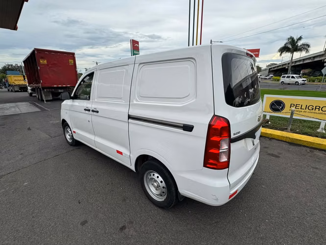 Vehiculo Tipo Panel - Imagen 6