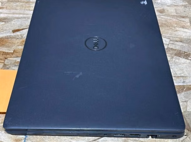 Laptop marca Dell LATITUDE 3410 14"