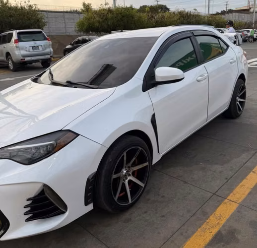 Toyota Corolla - Imagen 3