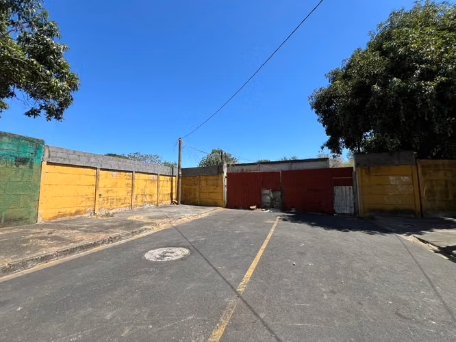 KW - Venta terreno comercial en Las Brisas de 20, 159 Vrs2