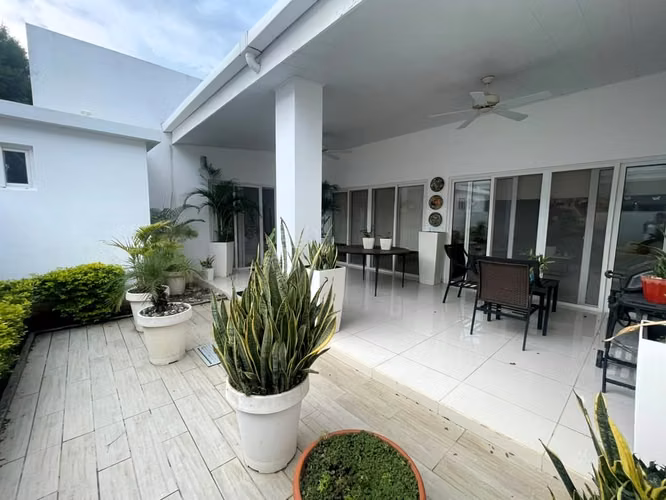KW  -  DOS CASAS GEMELAS EN UN SOLO TERRENO EN VENTA - Imagen 10