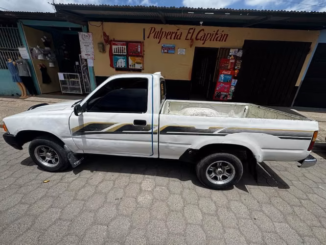 Vendo camioneta 22r 1994 calidad - Imagen 6