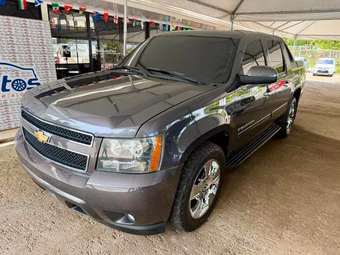 CHEVROLET AVALANCHE AÑO 2011