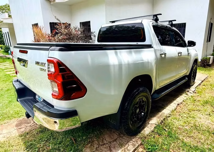 Toyota Hilux SRV