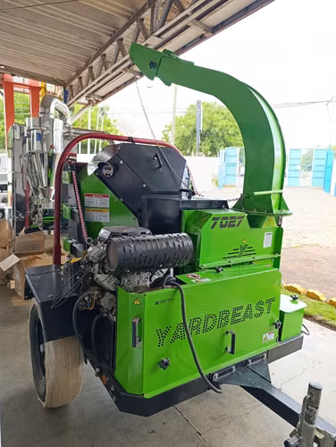 Trituradora de Ramas Yardbeast 7027 - Motor CRX 750cc 22HP Control Electronico