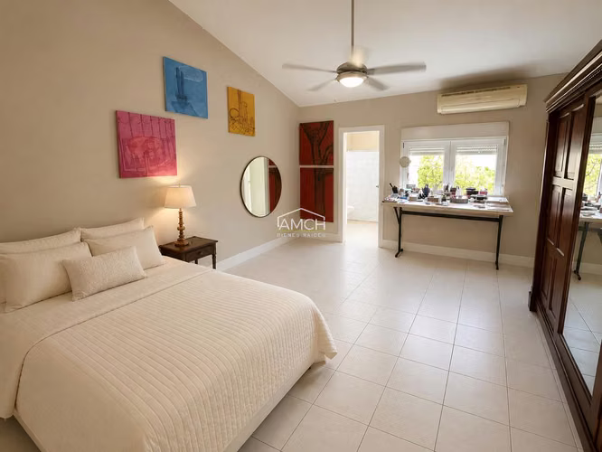 AM - Hermosa Casa en Venta en Santo Domingo