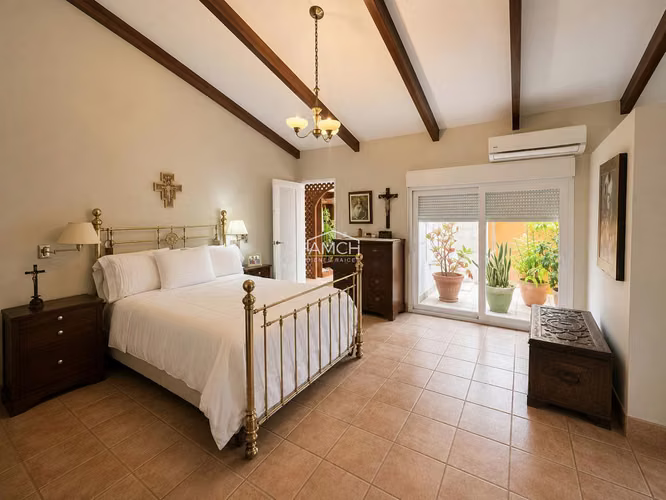 AM - Hermosa Casa en Venta en Santo Domingo