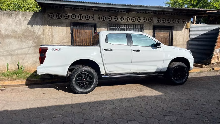 Isuzu dmax 2024 1.9 - Imagen 6