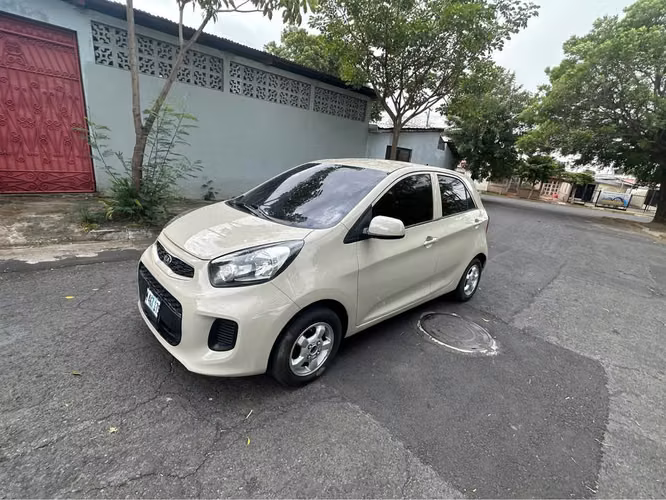 Kia Picanto  //  2017