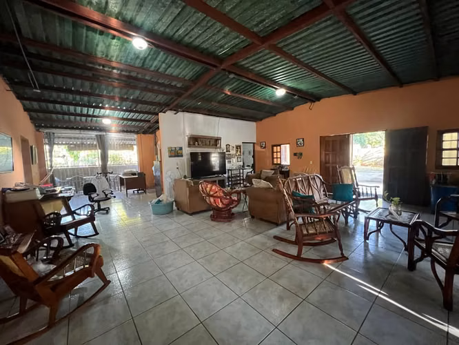 Casa en Venta con Amplio Terreno en Km 21 Carretera a La Concha, Ticuantepe