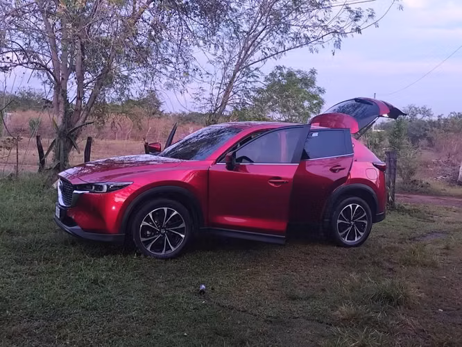 Vendo mi Mazda CX-5 2025 versión Touring