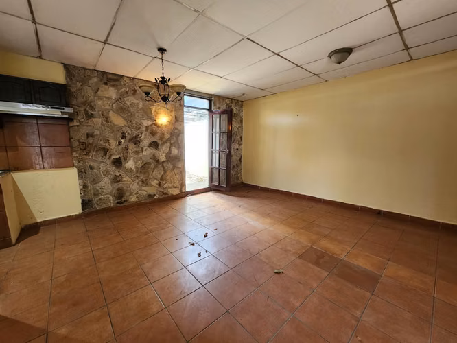 FH | Casa en Renta | Montoya