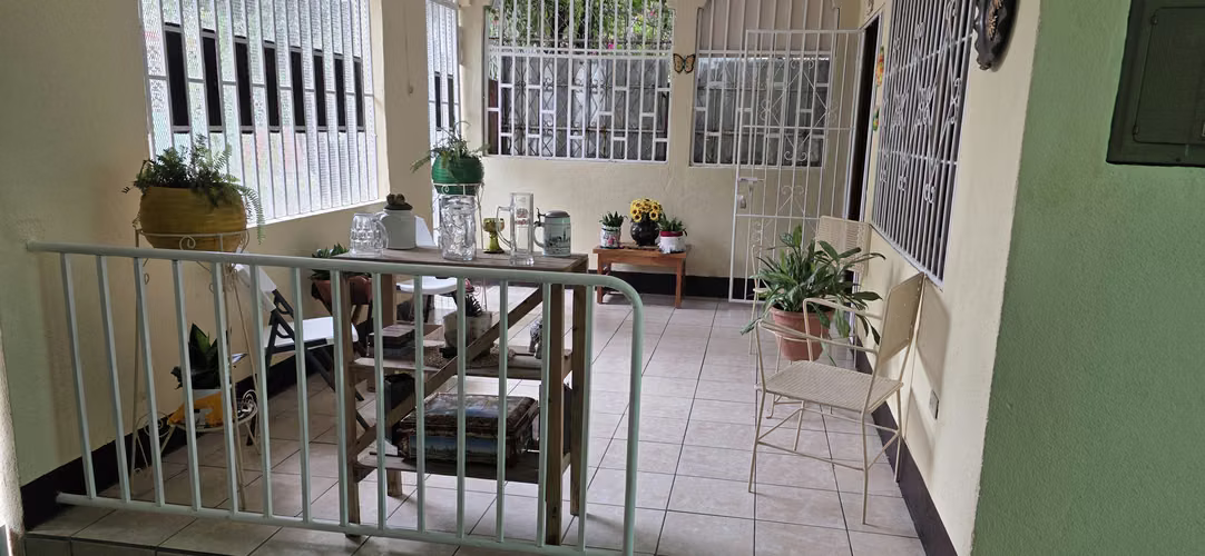 Alquiler de cuarto con baño propio