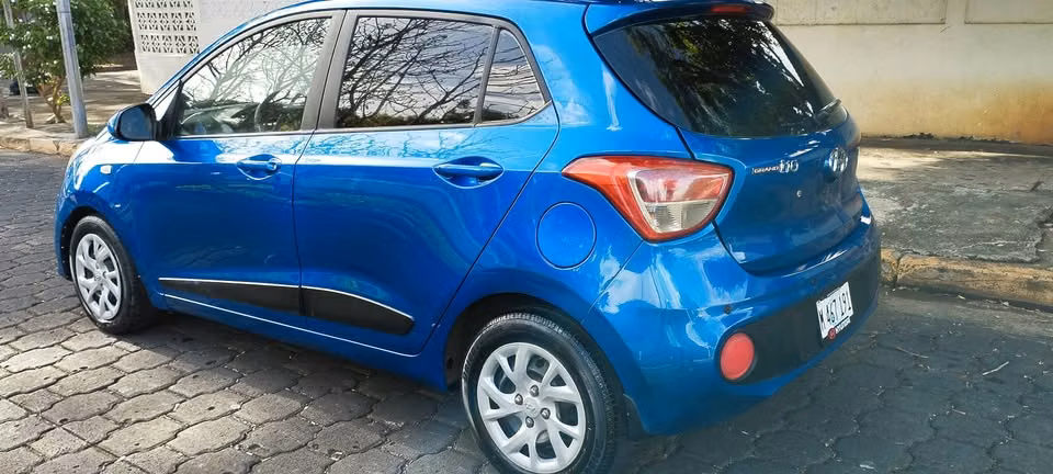 Hyundai Grand i-10  //  2018 - Imagen 4