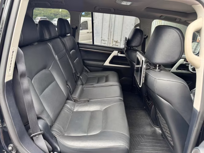 Land Cruiser Vx año 2021 - Imagen 8