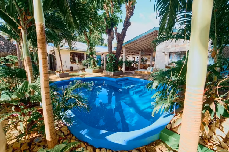 VENTA DE HOTEL LAS PEÑITAS, LEON - Imagen 4