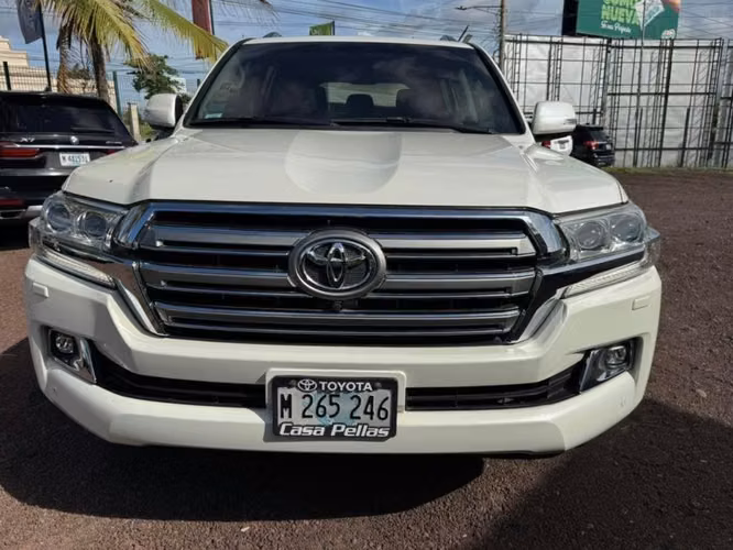 Land Cruiser Vx año 2017
