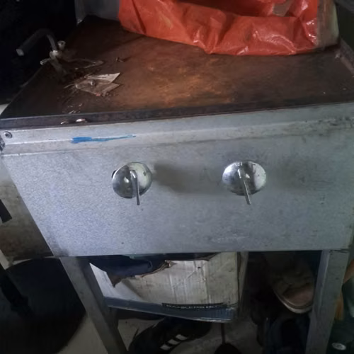 Plancha Cocina no usado pero esta sarro un poco