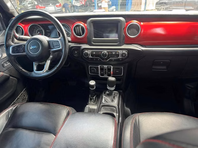 )Jeep wrangler JL año 2019.     ( 25,000 km) - Imagen 10