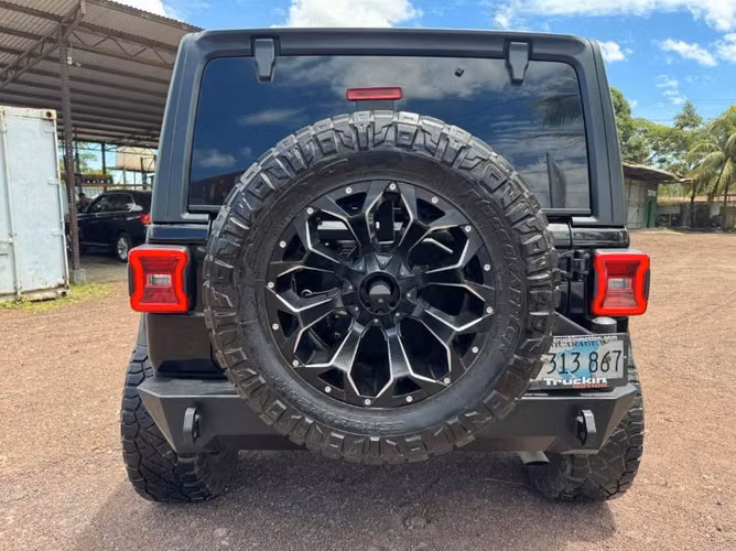 )Jeep wrangler JL año 2019.     ( 25,000 km) - Imagen 4
