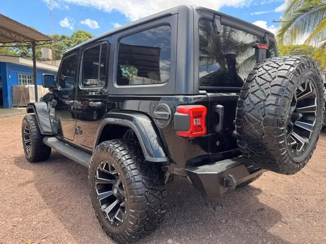 )Jeep wrangler JL año 2019.     ( 25,000 km) - Imagen 3
