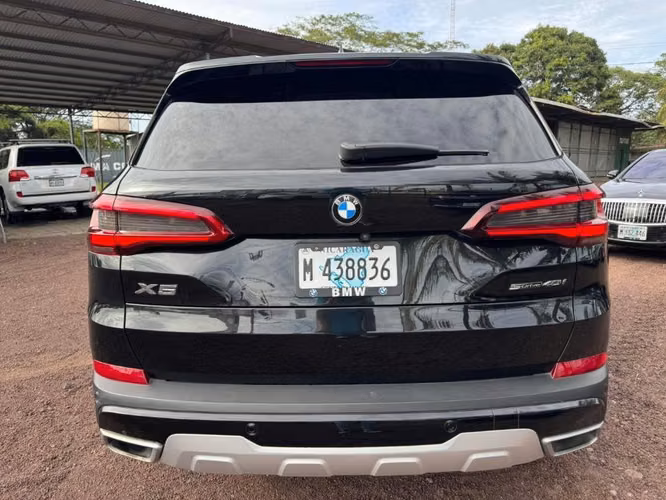 Bmw x5 año 2022 - Imagen 4