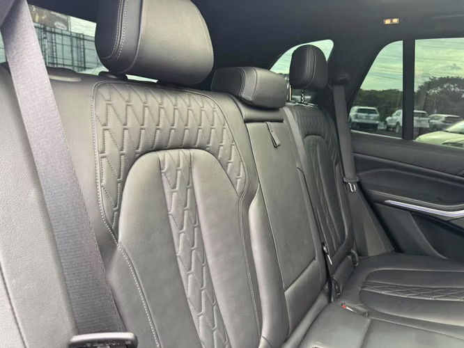 Bmw x5 año 2022 - Imagen 8