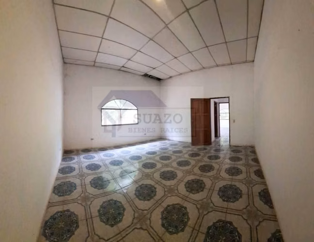 CASA EN VENTA CERCA COLEGIO PUREZA SOBRE CARRETERA - Imagen 4
