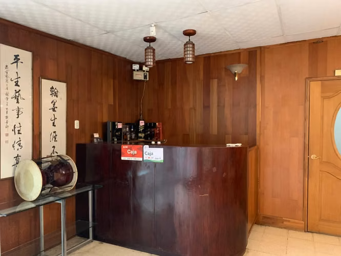 KW - Venta, local comercial en Los Robles - Imagen 6