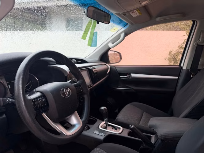 Toyota Hilux 2022 SR Aut - Imagen 5