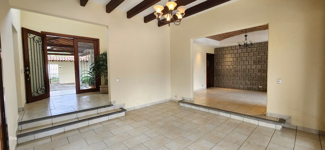 Preciosa Casa en Alquiler en Santo Domingo - Imagen 6