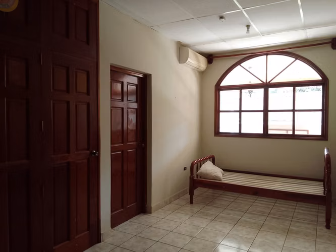 Venta de Casa en Carretera a Masaya - Imagen 13