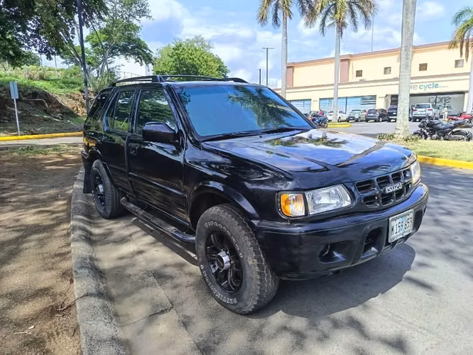 Ganga Poderosa Isuzu Rodeo 2001 4X2 (Leer Descripción)