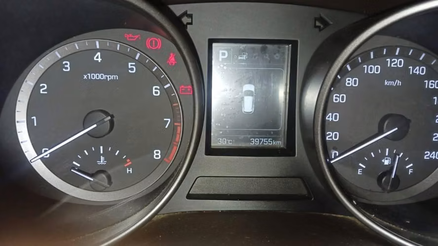 Vendo camioneta santa fe nítida poco uso