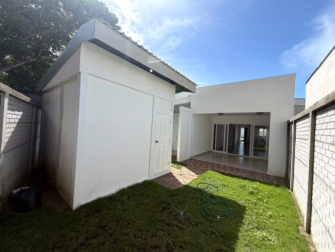 RENTA DE CASA NUEVA EN CONDOMINIO SENDEROS DE LAS COLINAS!!LAM - Imagen 7