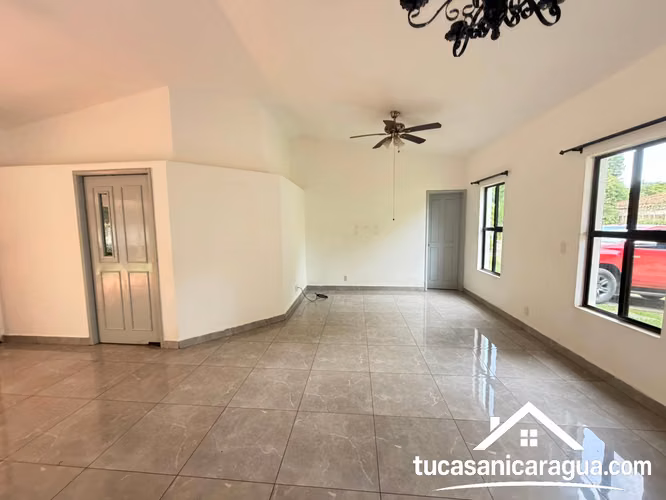 Rento casa En las Colinas Managua - Imagen 2