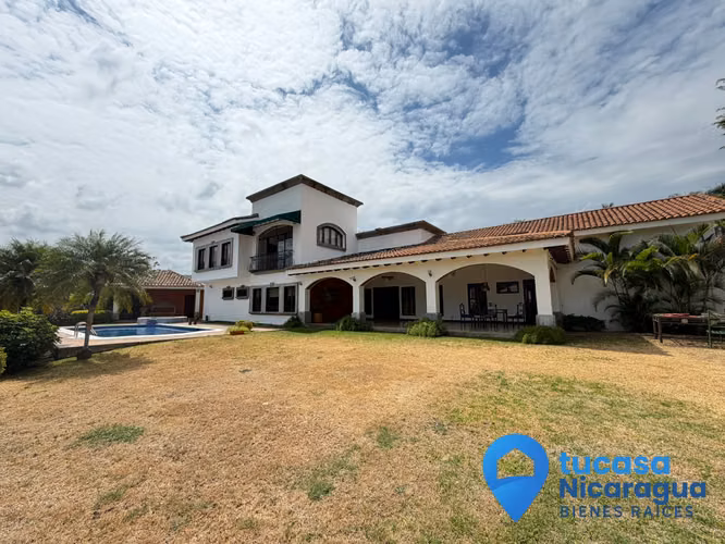 Se renta en villa fontana sur - Imagen 2