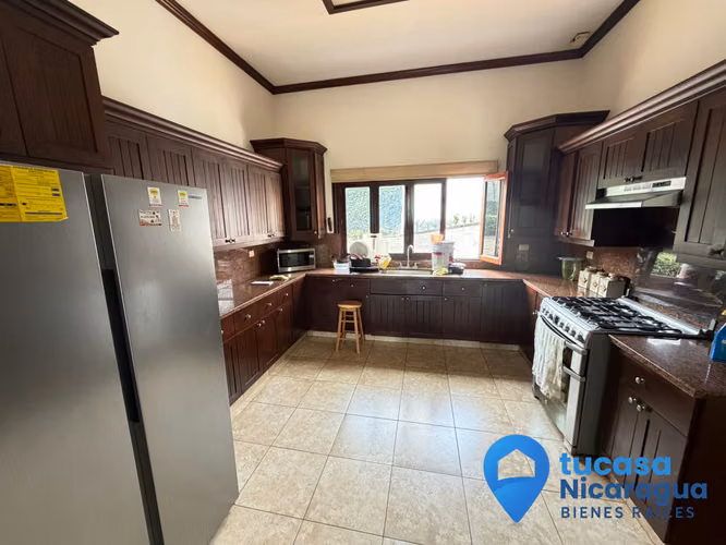 Se renta en villa fontana sur - Imagen 5