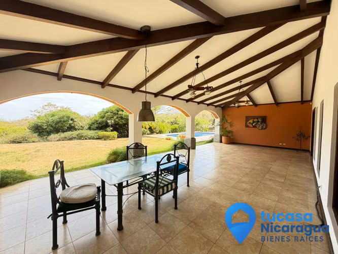 Se renta en villa fontana sur - Imagen 3