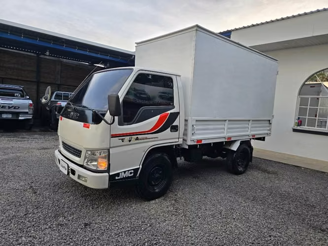 VENDO LINDO CAMIÓN J M C AÑO 2017 MECANICO - Imagen 2