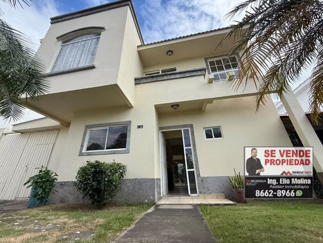 CASA DE DOS PISOS EN VENTA – RESIDENCIAL MONTECIELO | CARRETERA A MASAYA