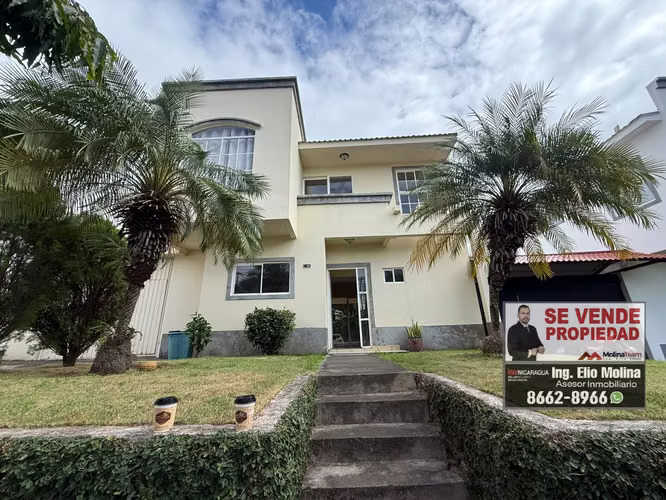 CASA DE DOS PISOS EN VENTA – RESIDENCIAL MONTECIELO | CARRETERA A MASAYA